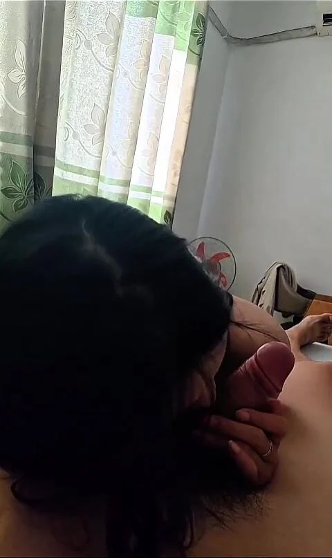me-di-roi-duong-o-nha-bat-con-bu-cu-moi-mieng