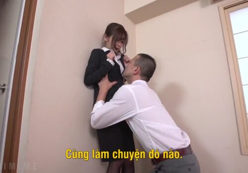 lao-sep-dam-dang-dit-co-thu-ky-xinh-xan