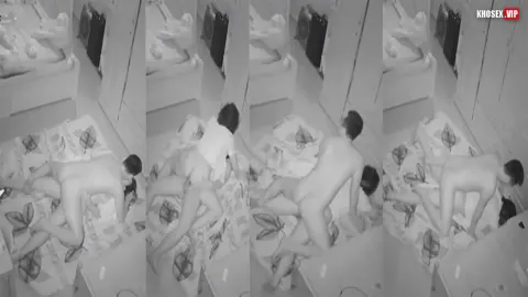 Hack camera Đụ úp thìa dập vợ như máy khâu khi con đang ngủ
